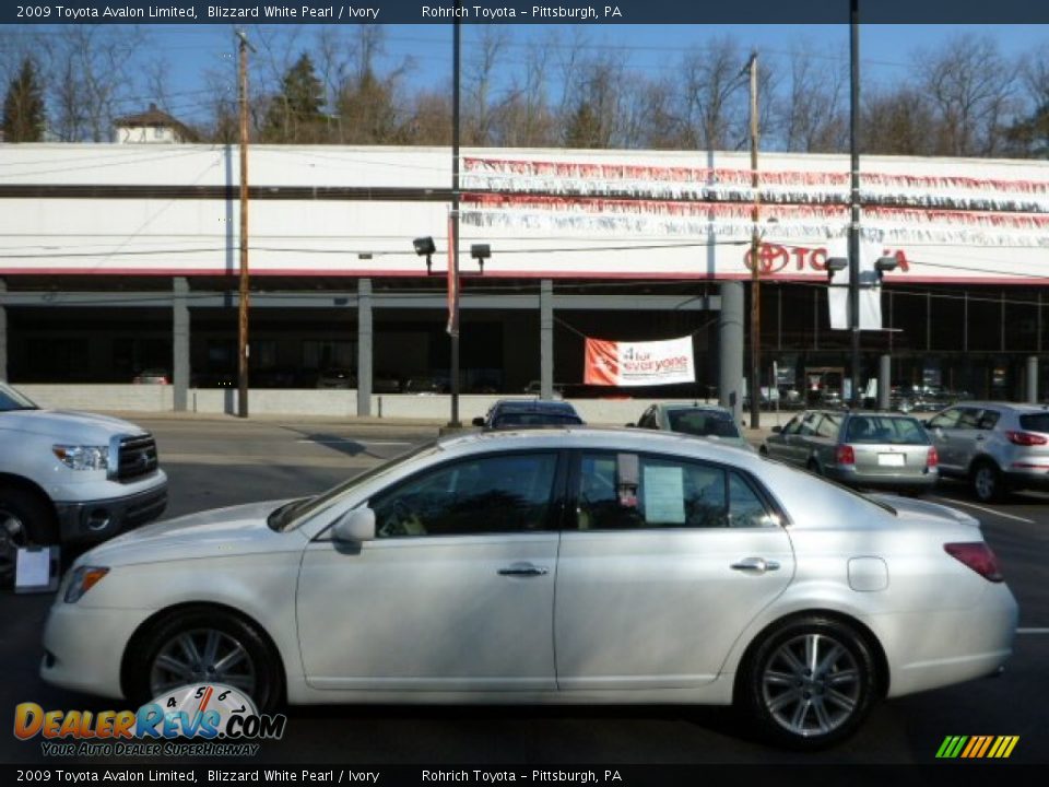 2009 Toyota Avalon Limited Blizzard White Pearl / Ivory Photo #2