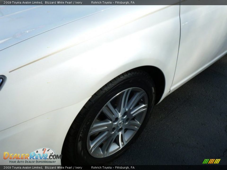 2009 Toyota Avalon Limited Blizzard White Pearl / Ivory Photo #8