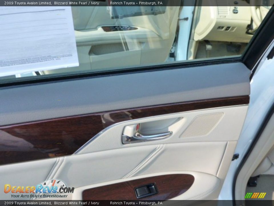 2009 Toyota Avalon Limited Blizzard White Pearl / Ivory Photo #14