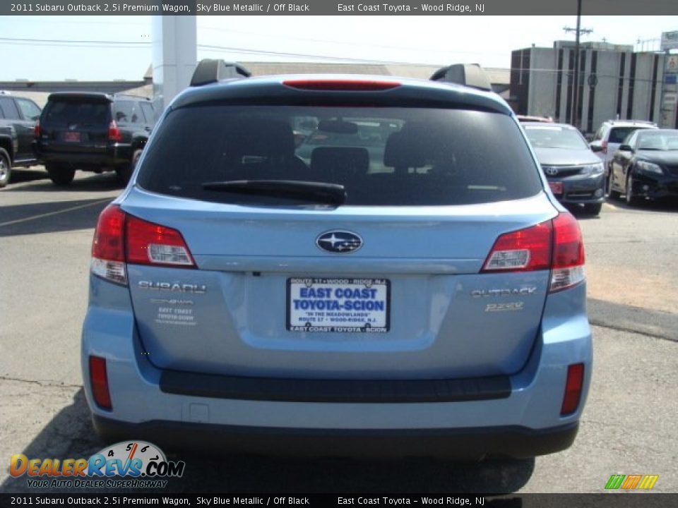 2011 Subaru Outback 2.5i Premium Wagon Sky Blue Metallic / Off Black Photo #5