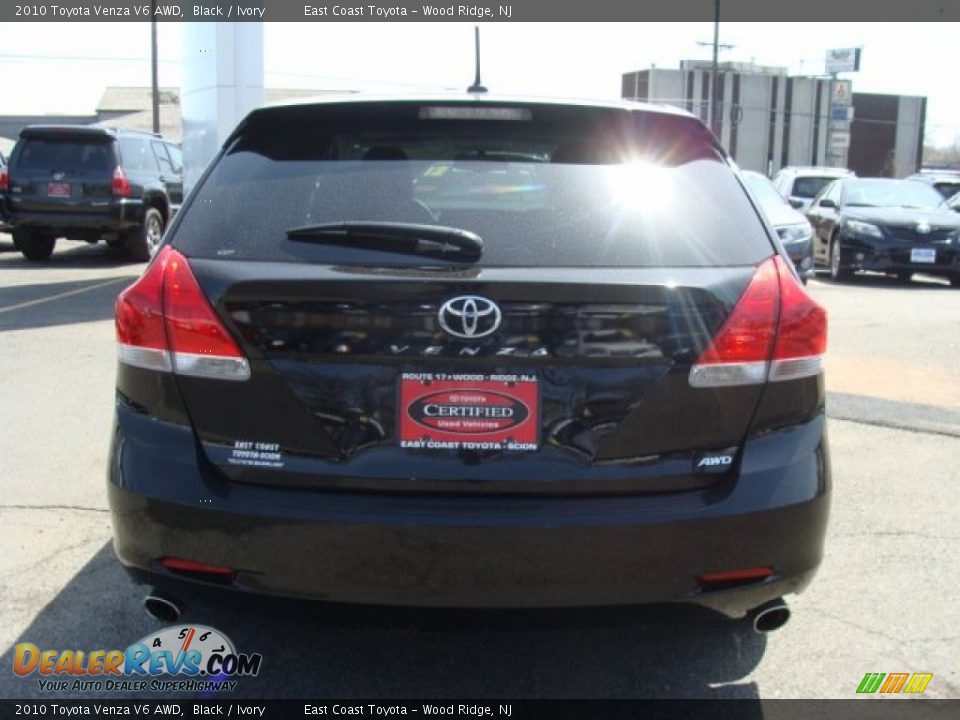 2010 Toyota Venza V6 AWD Black / Ivory Photo #5