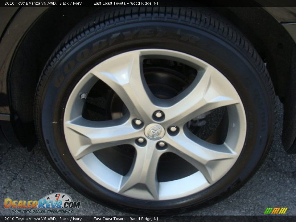 2010 Toyota Venza V6 AWD Black / Ivory Photo #14