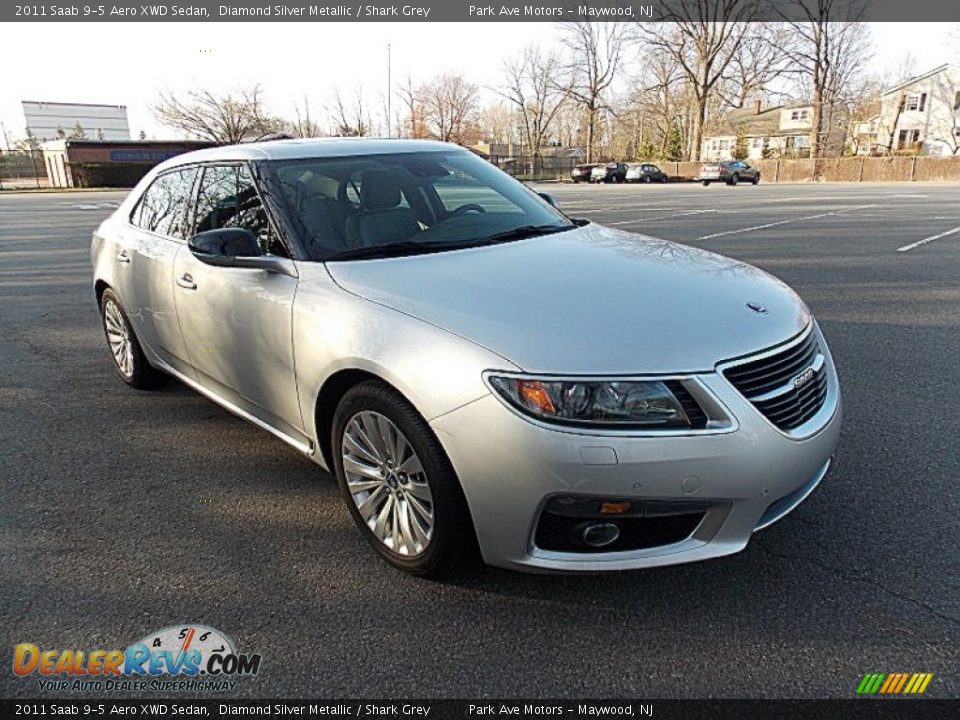 Front 3/4 View of 2011 Saab 9-5 Aero XWD Sedan Photo #6