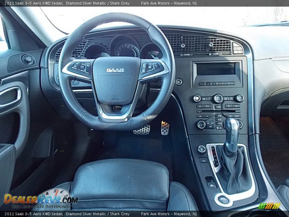Controls of 2011 Saab 9-5 Aero XWD Sedan Photo #12