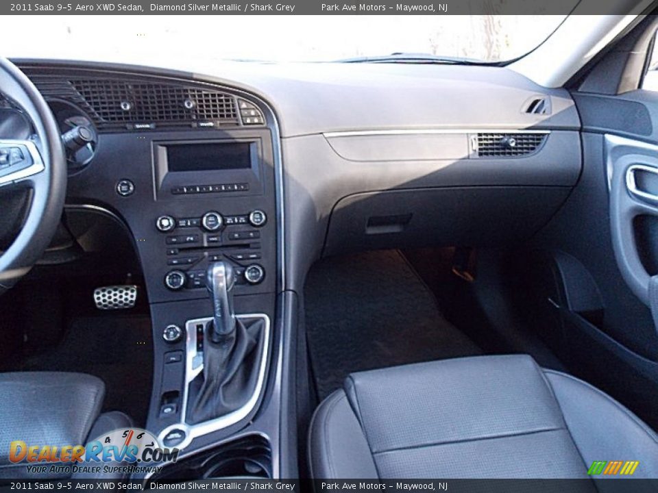 Dashboard of 2011 Saab 9-5 Aero XWD Sedan Photo #13