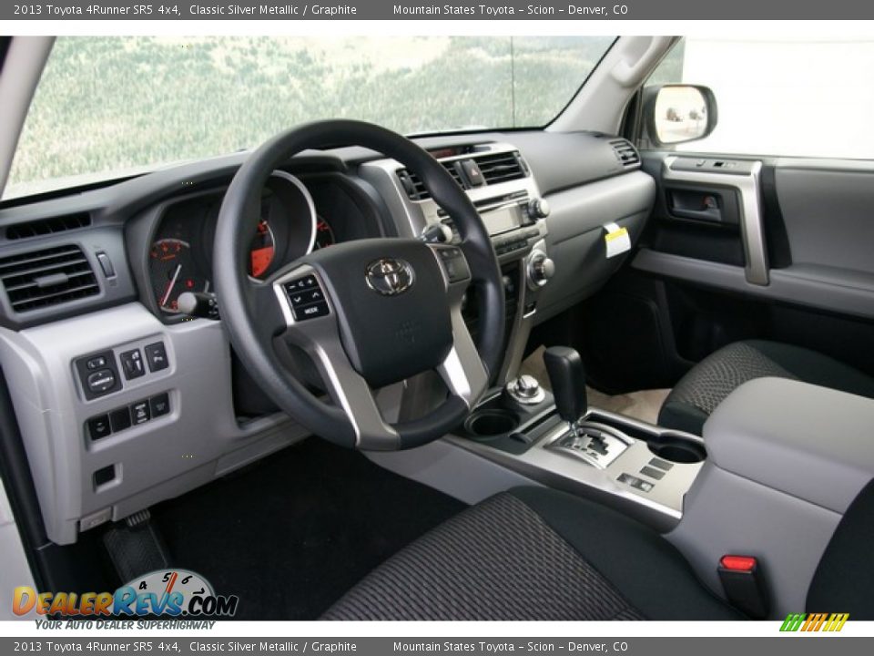 2013 Toyota 4Runner SR5 4x4 Classic Silver Metallic / Graphite Photo #5
