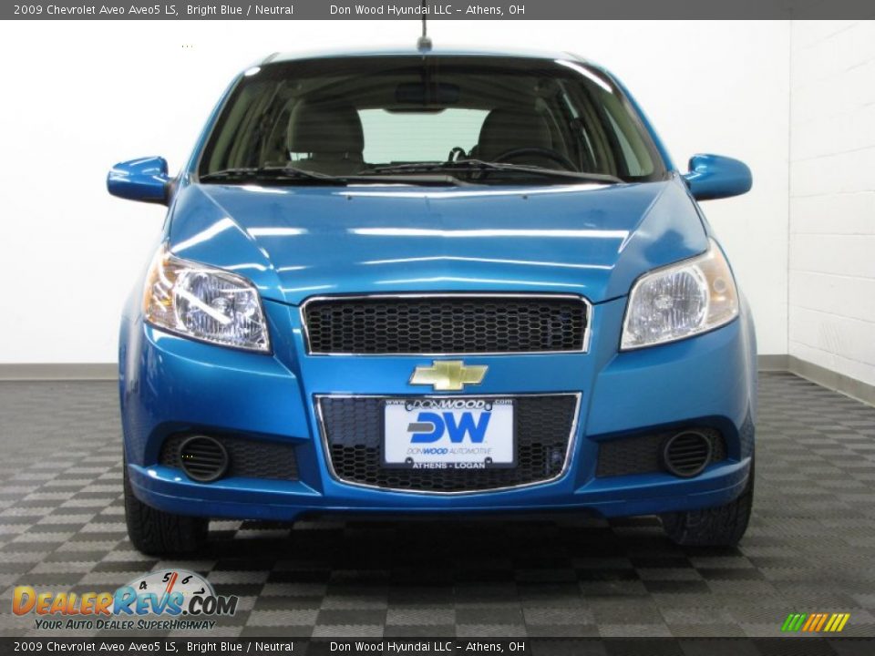 2009 Chevrolet Aveo Aveo5 LS Bright Blue / Neutral Photo #2