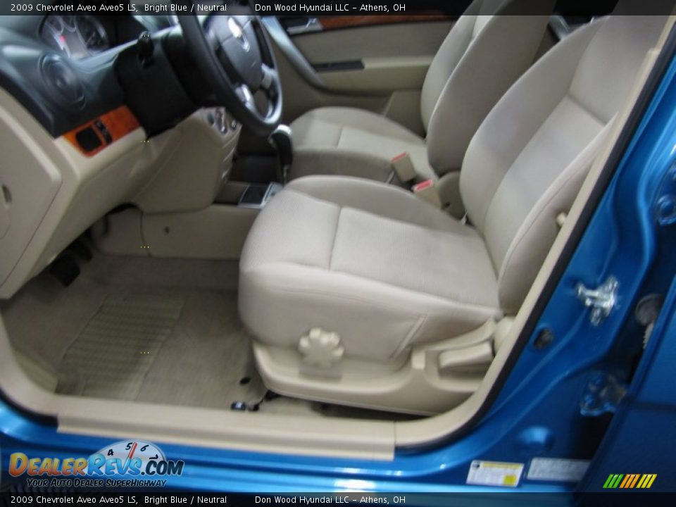 2009 Chevrolet Aveo Aveo5 LS Bright Blue / Neutral Photo #6