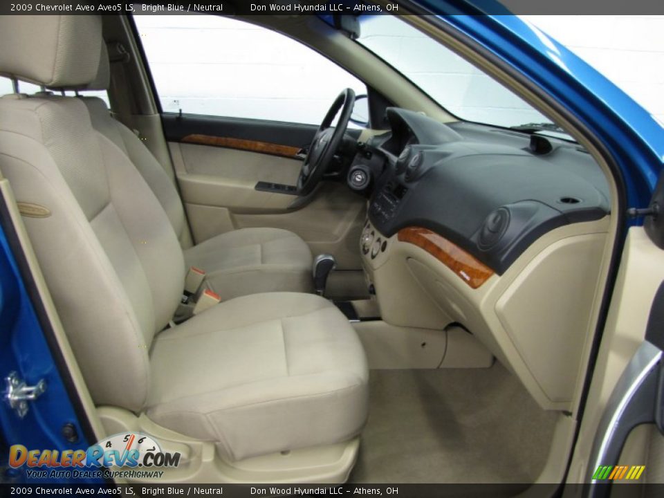 2009 Chevrolet Aveo Aveo5 LS Bright Blue / Neutral Photo #9
