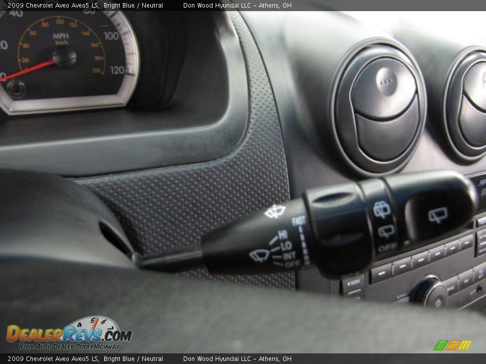 2009 Chevrolet Aveo Aveo5 LS Bright Blue / Neutral Photo #18