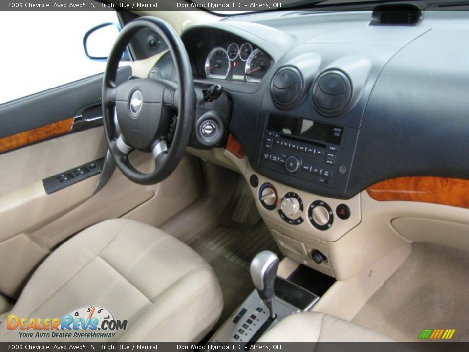 2009 Chevrolet Aveo Aveo5 LS Bright Blue / Neutral Photo #21