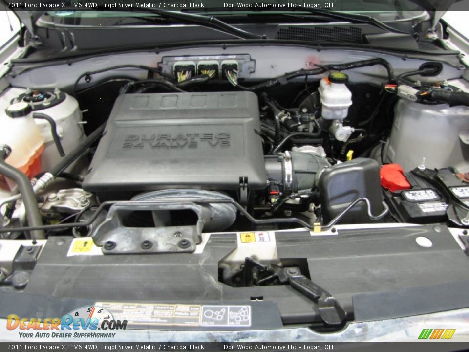 2011 Ford Escape XLT V6 4WD Ingot Silver Metallic / Charcoal Black Photo #4