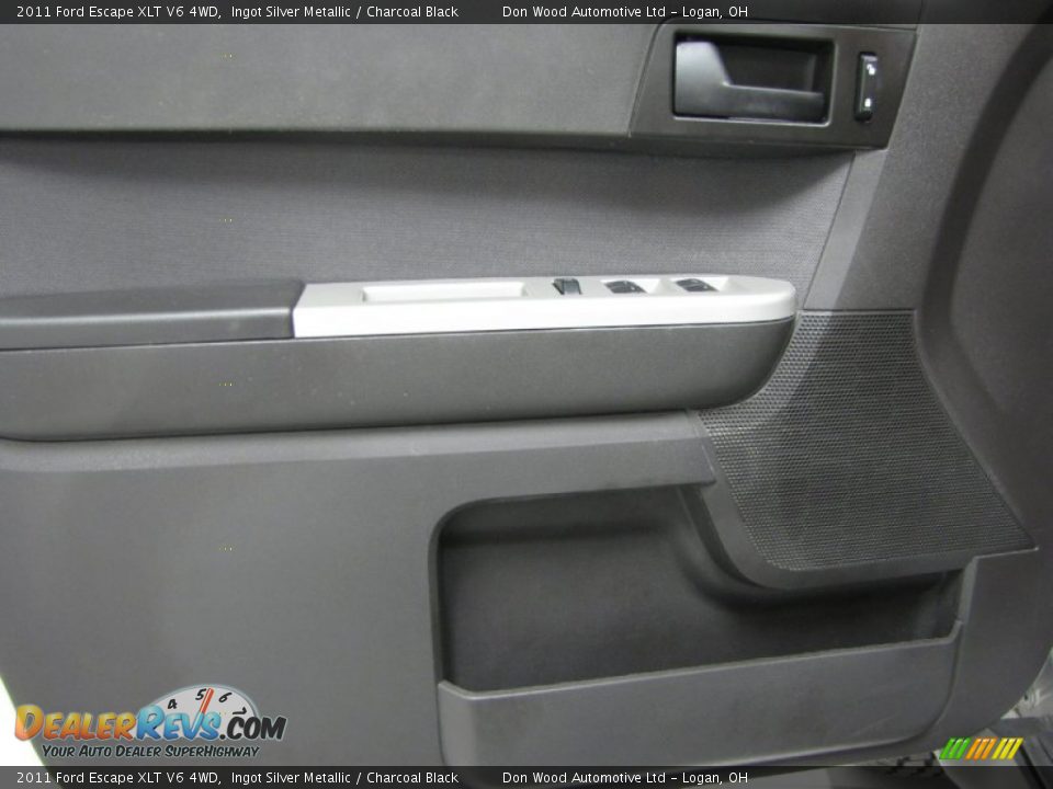 2011 Ford Escape XLT V6 4WD Ingot Silver Metallic / Charcoal Black Photo #9