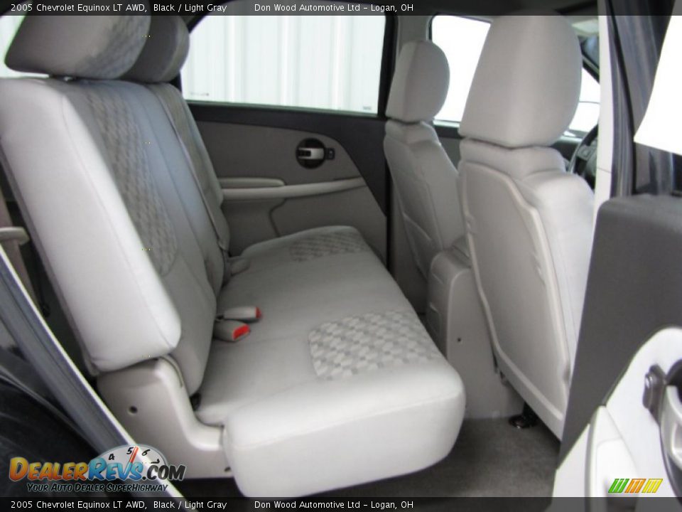 2005 Chevrolet Equinox LT AWD Black / Light Gray Photo #7