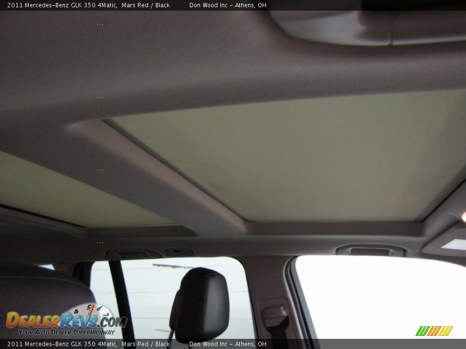2011 Mercedes-Benz GLK 350 4Matic Mars Red / Black Photo #24