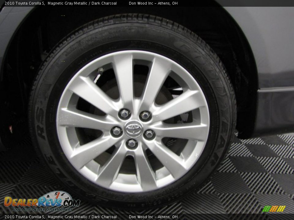 2010 Toyota Corolla S Magnetic Gray Metallic / Dark Charcoal Photo #25