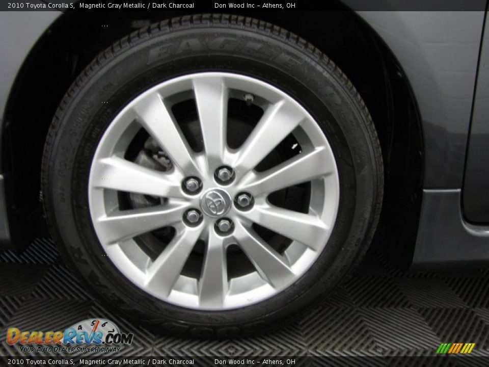 2010 Toyota Corolla S Magnetic Gray Metallic / Dark Charcoal Photo #26