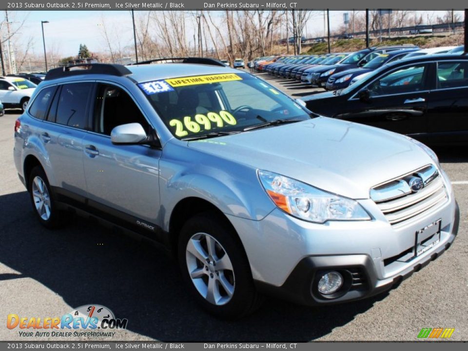 2013 Subaru Outback 2.5i Premium Ice Silver Metallic / Black Photo #3