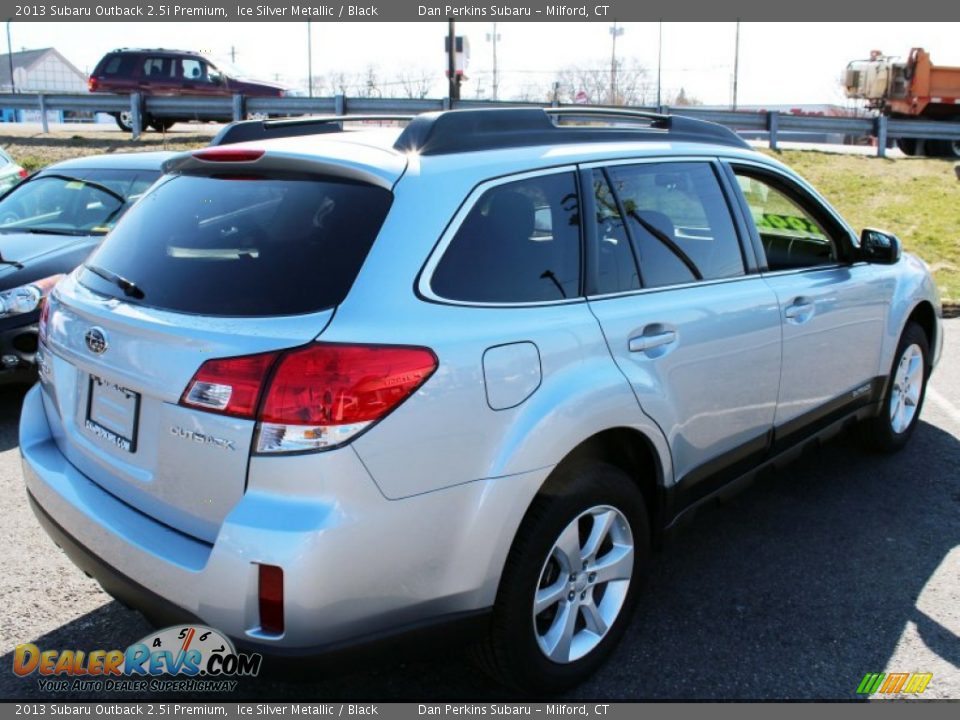 2013 Subaru Outback 2.5i Premium Ice Silver Metallic / Black Photo #6