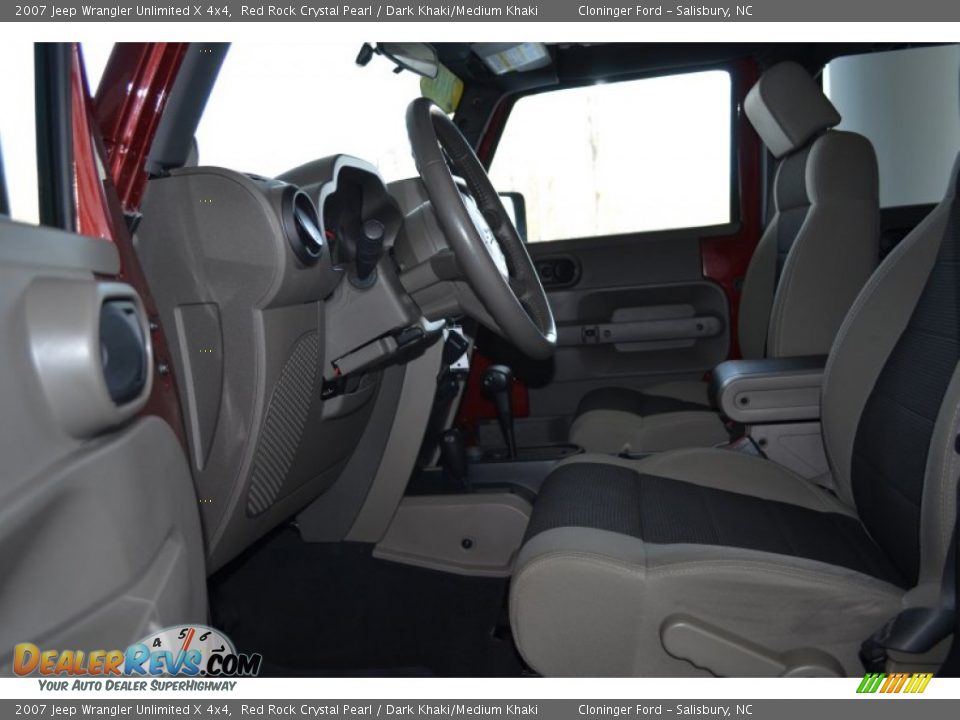 2007 Jeep Wrangler Unlimited X 4x4 Red Rock Crystal Pearl / Dark Khaki/Medium Khaki Photo #9