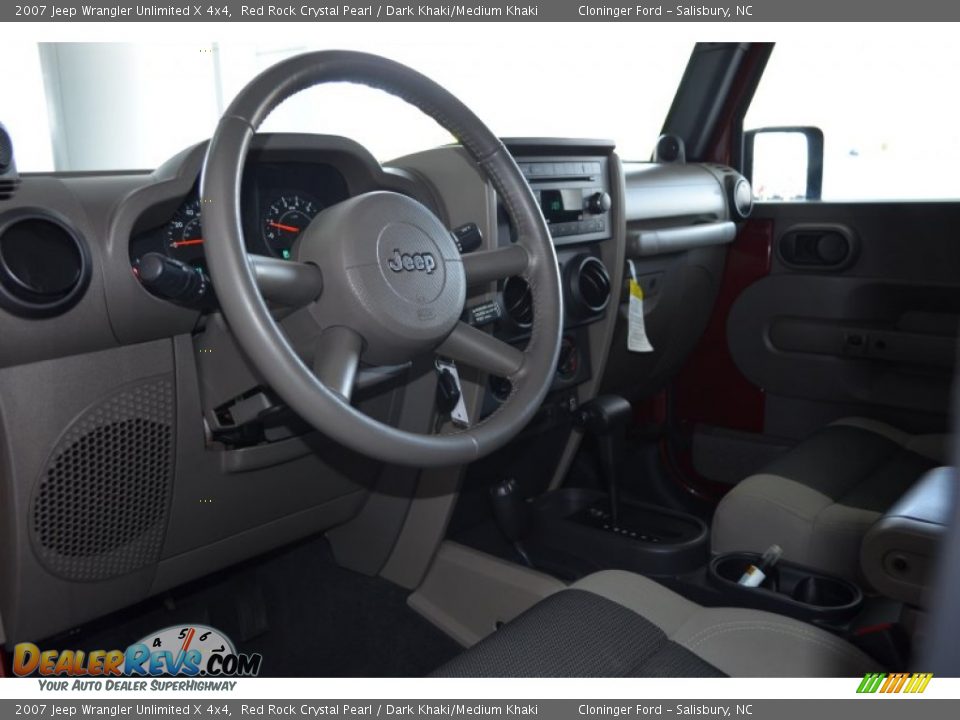 2007 Jeep Wrangler Unlimited X 4x4 Red Rock Crystal Pearl / Dark Khaki/Medium Khaki Photo #10