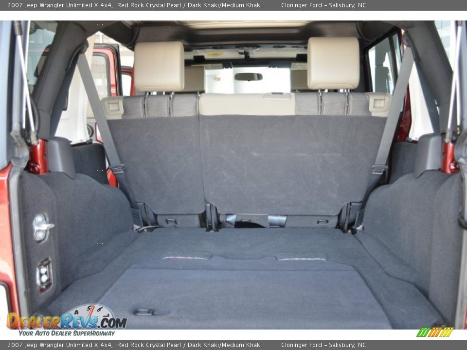 2007 Jeep Wrangler Unlimited X 4x4 Red Rock Crystal Pearl / Dark Khaki/Medium Khaki Photo #12