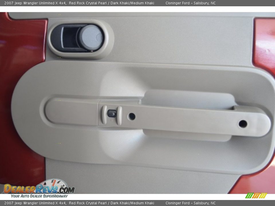 2007 Jeep Wrangler Unlimited X 4x4 Red Rock Crystal Pearl / Dark Khaki/Medium Khaki Photo #17