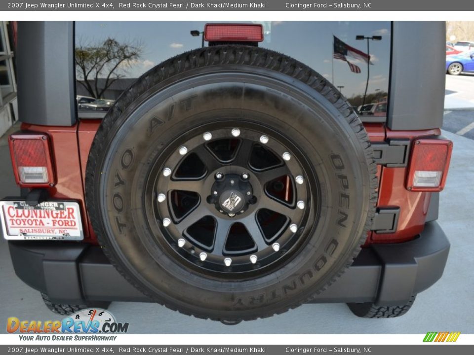 2007 Jeep Wrangler Unlimited X 4x4 Red Rock Crystal Pearl / Dark Khaki/Medium Khaki Photo #20