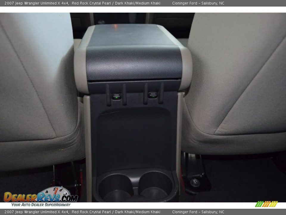 2007 Jeep Wrangler Unlimited X 4x4 Red Rock Crystal Pearl / Dark Khaki/Medium Khaki Photo #21
