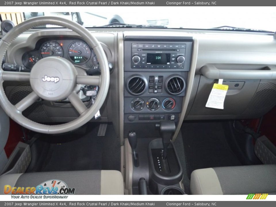 2007 Jeep Wrangler Unlimited X 4x4 Red Rock Crystal Pearl / Dark Khaki/Medium Khaki Photo #22