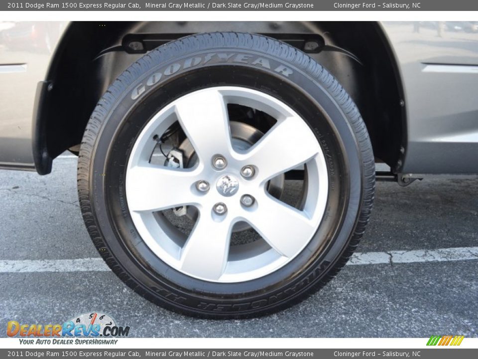 2011 Dodge Ram 1500 Express Regular Cab Mineral Gray Metallic / Dark Slate Gray/Medium Graystone Photo #17