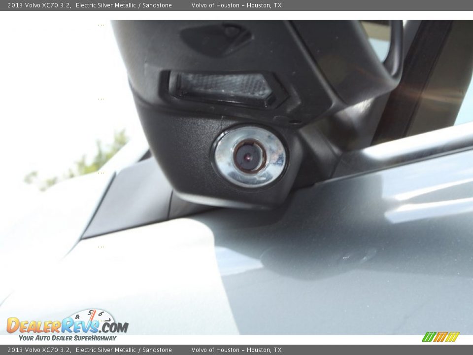 2013 Volvo XC70 3.2 Electric Silver Metallic / Sandstone Photo #4