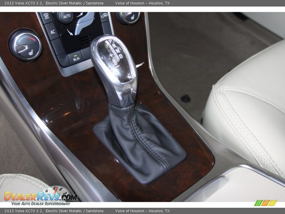 2013 Volvo XC70 3.2 Shifter Photo #20