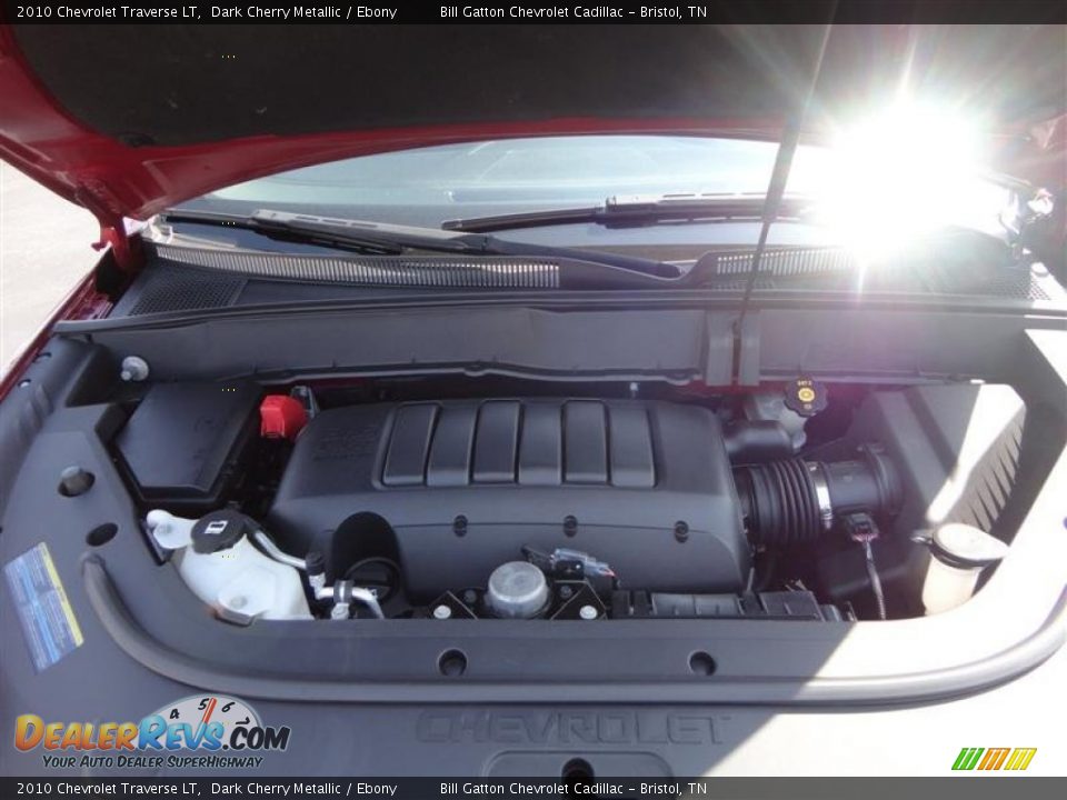 2010 Chevrolet Traverse LT Dark Cherry Metallic / Ebony Photo #17