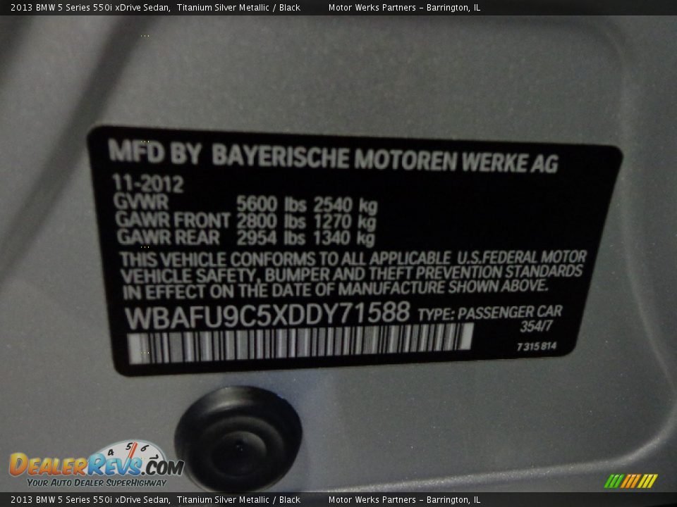 2013 BMW 5 Series 550i xDrive Sedan Titanium Silver Metallic / Black Photo #17