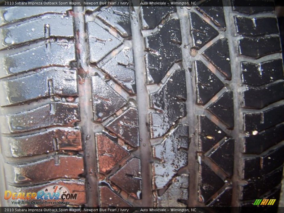 2010 Subaru Impreza Outback Sport Wagon Newport Blue Pearl / Ivory Photo #9
