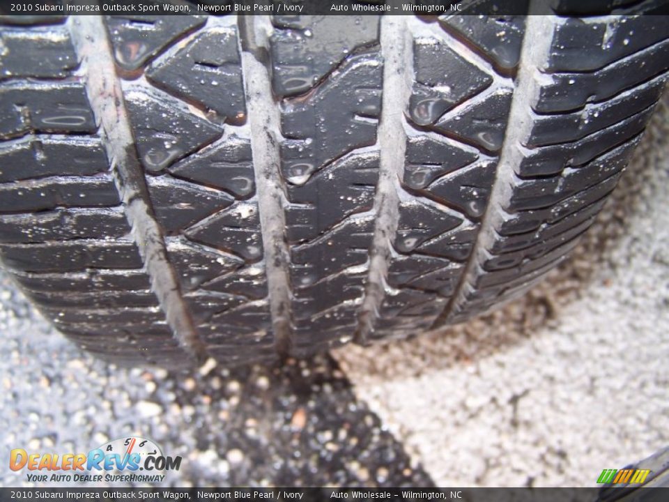 2010 Subaru Impreza Outback Sport Wagon Newport Blue Pearl / Ivory Photo #12
