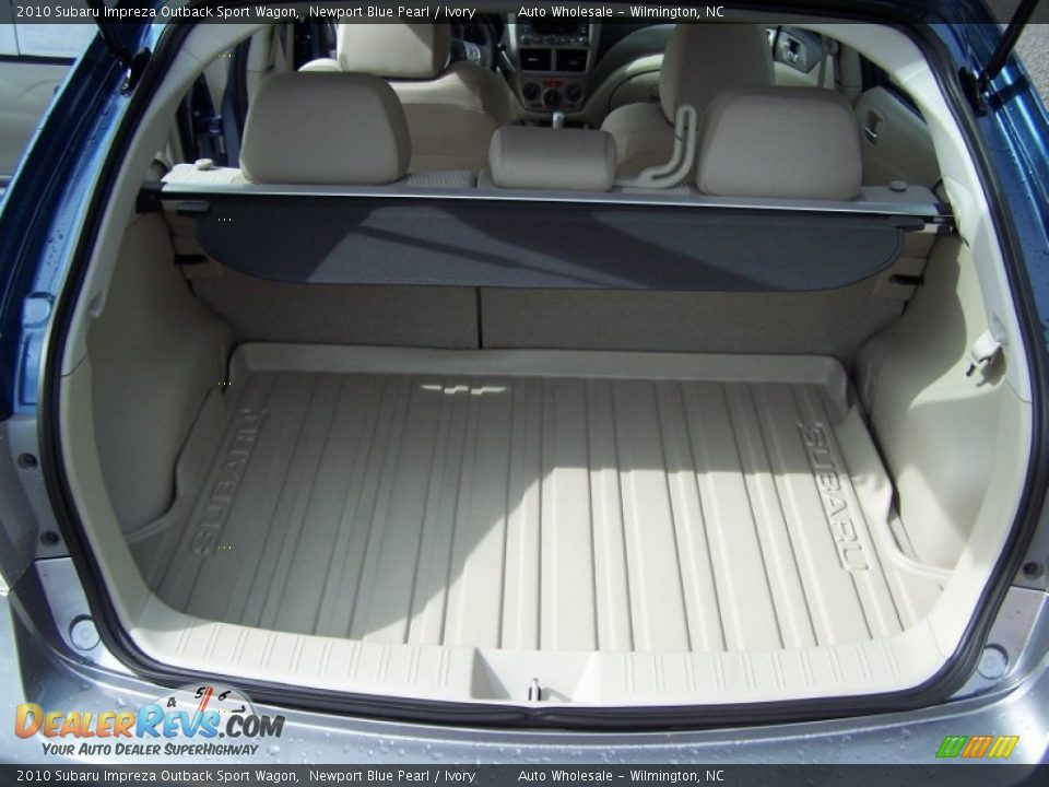 2010 Subaru Impreza Outback Sport Wagon Newport Blue Pearl / Ivory Photo #15
