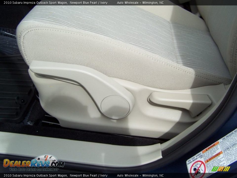 2010 Subaru Impreza Outback Sport Wagon Newport Blue Pearl / Ivory Photo #20