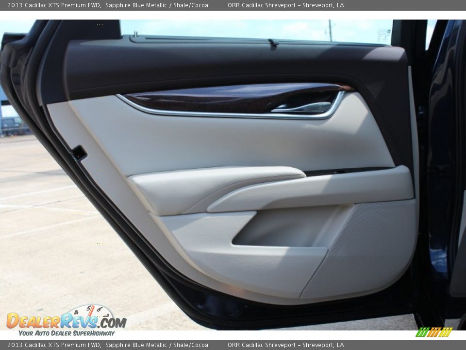 2013 Cadillac XTS Premium FWD Sapphire Blue Metallic / Shale/Cocoa Photo #19