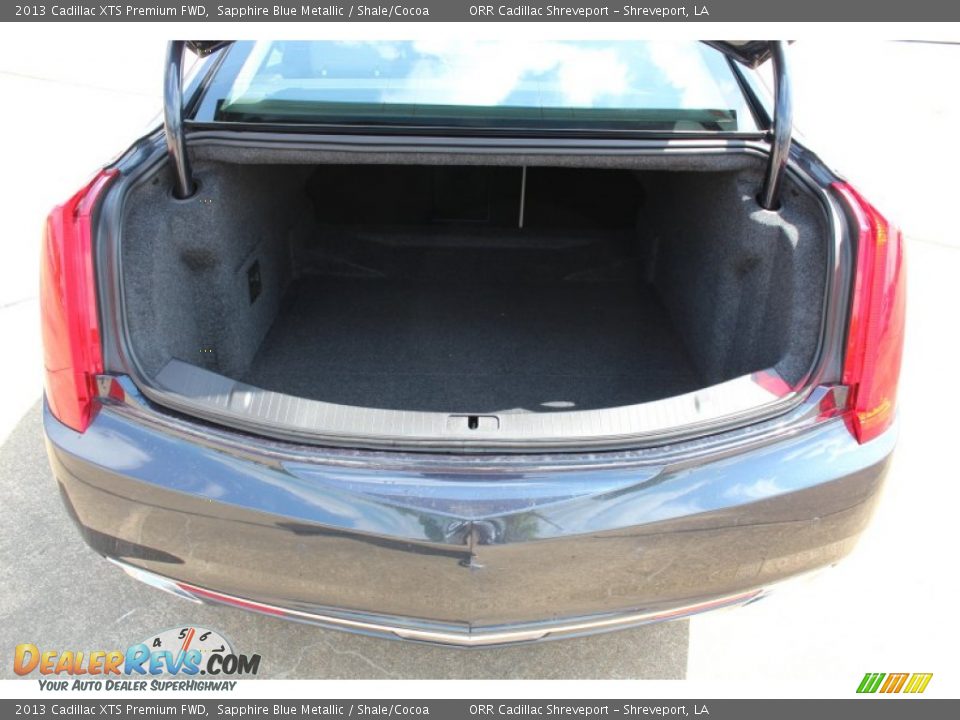 2013 Cadillac XTS Premium FWD Sapphire Blue Metallic / Shale/Cocoa Photo #23