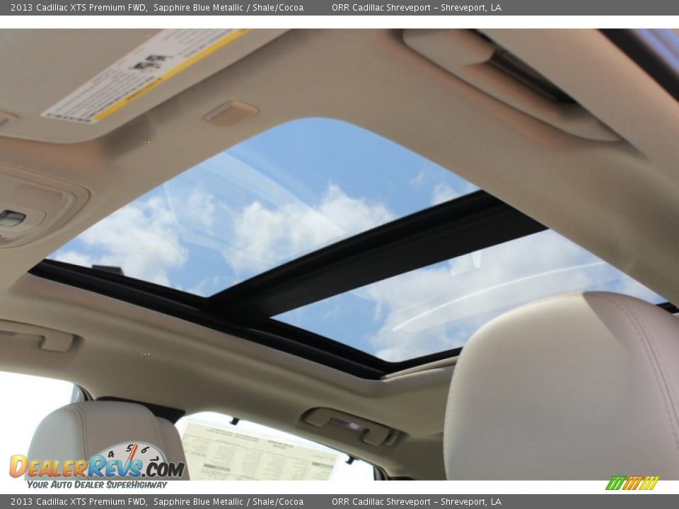 2013 Cadillac XTS Premium FWD Sapphire Blue Metallic / Shale/Cocoa Photo #25