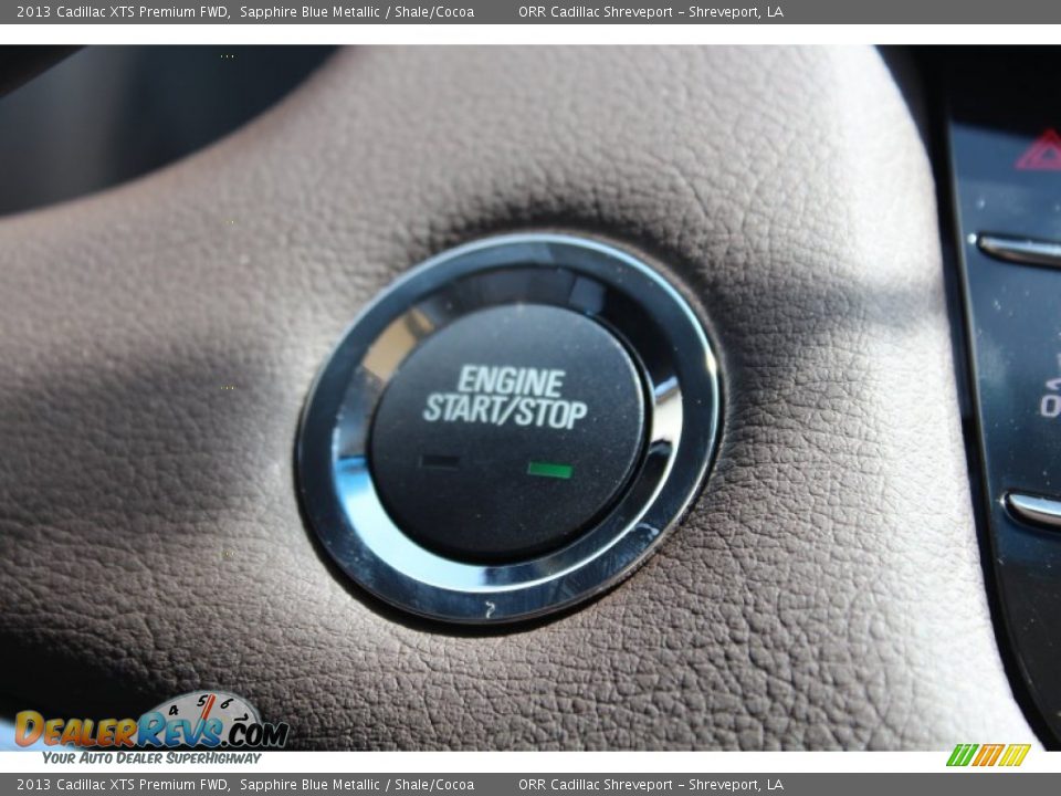 2013 Cadillac XTS Premium FWD Sapphire Blue Metallic / Shale/Cocoa Photo #26