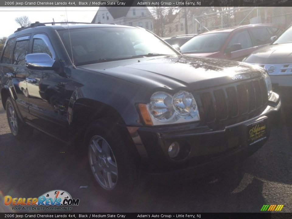2006 Jeep Grand Cherokee Laredo 4x4 Black / Medium Slate Gray Photo #3