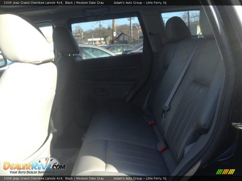 2006 Jeep Grand Cherokee Laredo 4x4 Black / Medium Slate Gray Photo #13
