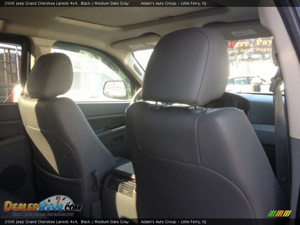 2006 Jeep Grand Cherokee Laredo 4x4 Black / Medium Slate Gray Photo #16