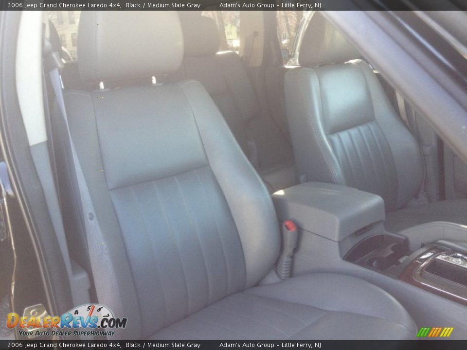 2006 Jeep Grand Cherokee Laredo 4x4 Black / Medium Slate Gray Photo #19