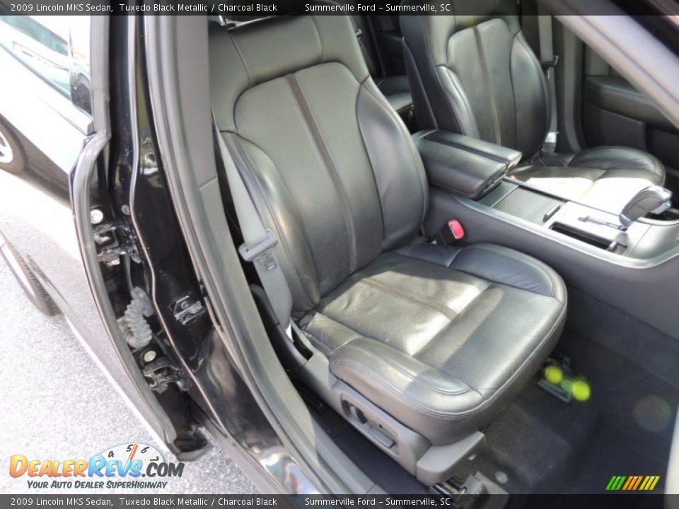 2009 Lincoln MKS Sedan Tuxedo Black Metallic / Charcoal Black Photo #9