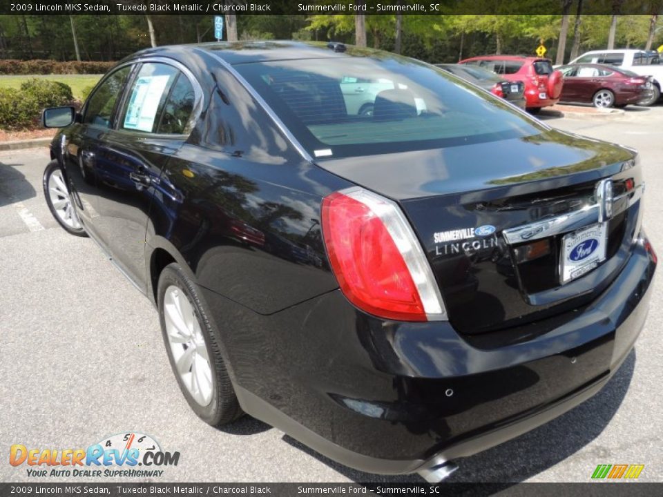 2009 Lincoln MKS Sedan Tuxedo Black Metallic / Charcoal Black Photo #16