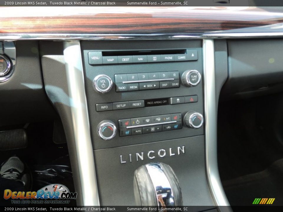 2009 Lincoln MKS Sedan Tuxedo Black Metallic / Charcoal Black Photo #21